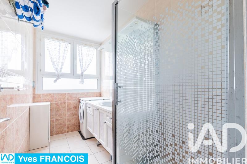 Appartement - 80 m² - 4 pièces