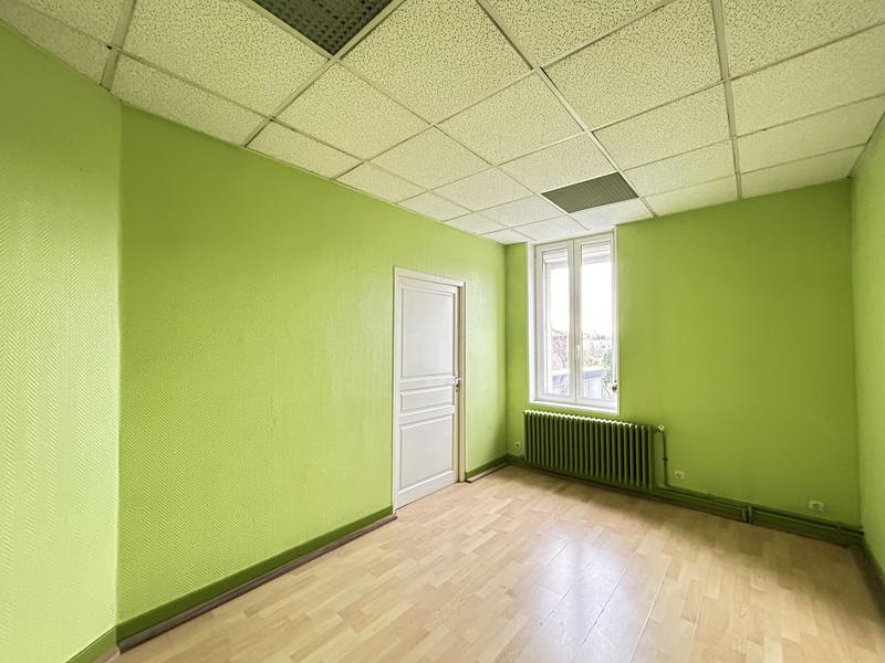 Local commercial - 160 m² - 6 pièces