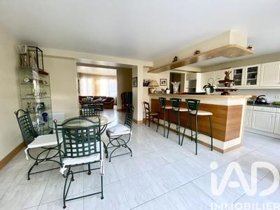 Maison - 160 m² - 7 pièces