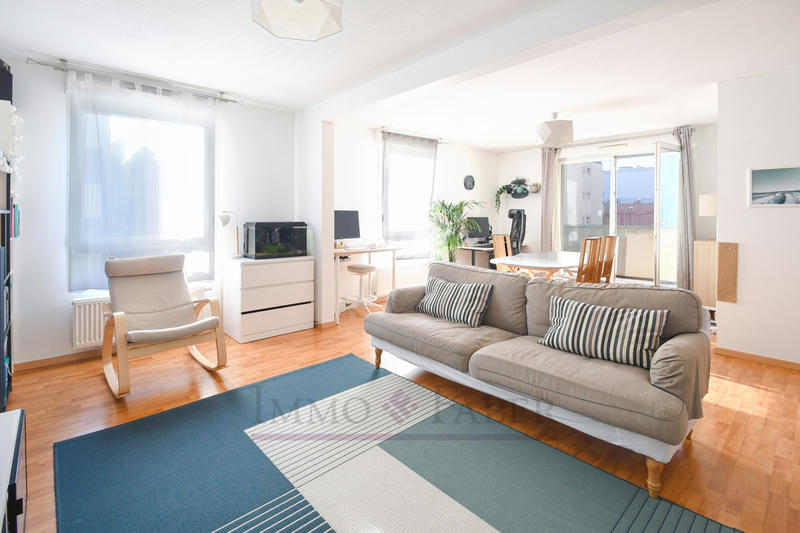 Appartement - 85 m² - 3 pièces