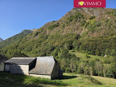 Maison - 200 m² - 1 pièce