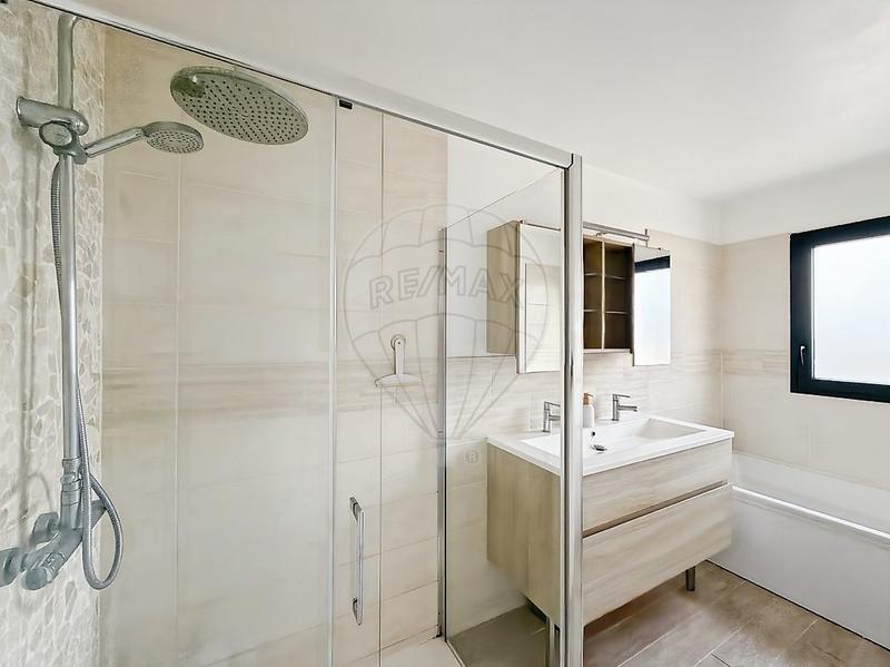 Maison - 87 m² - 4 pièces