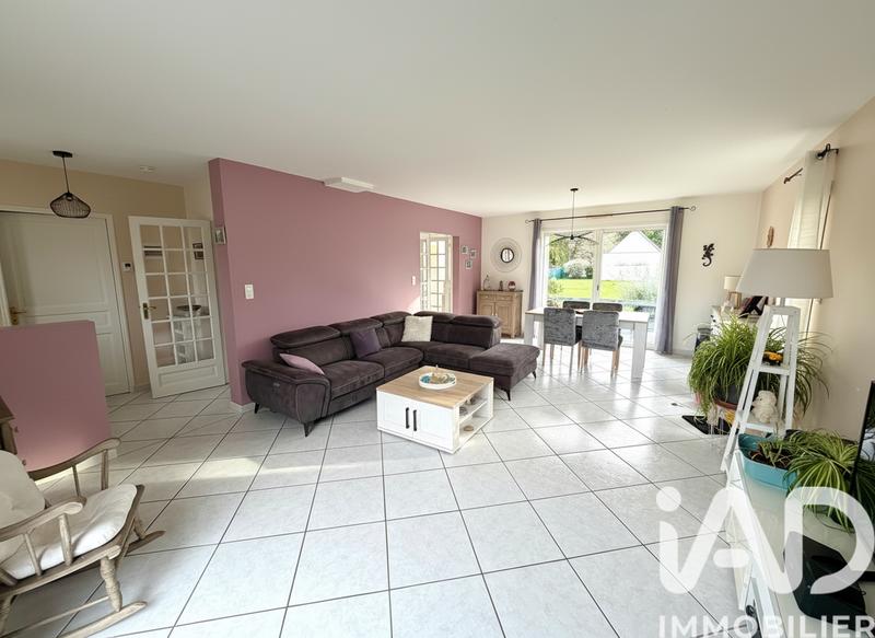 Maison - 111 m² - 6 pièces