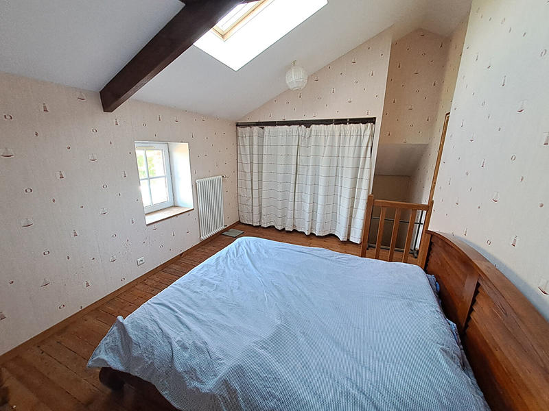 Maison - 244 m² - 6 pièces