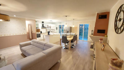 Maison - 105 m² - 6 pièces