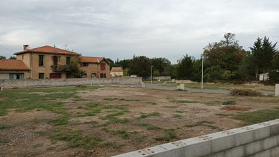 Terrain - 646 m²
