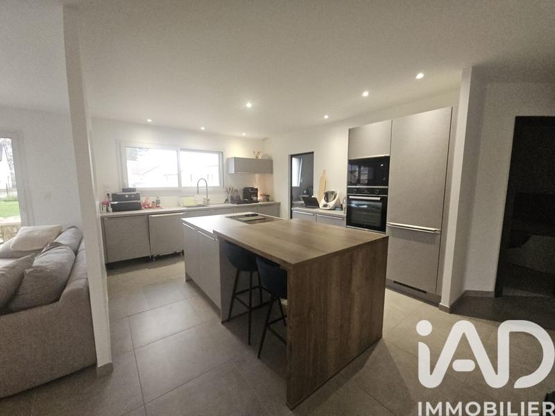 Maison - 109 m² - 4 pièces