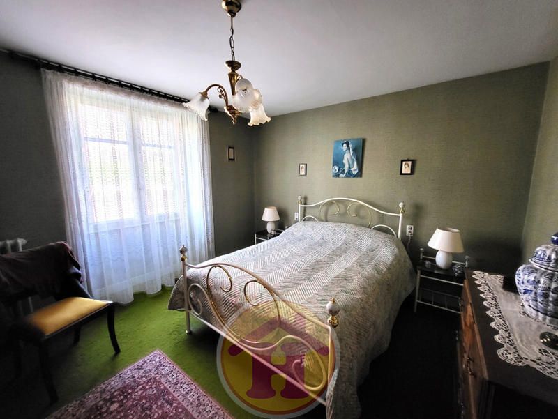 Maison - 145 m² - 8 pièces