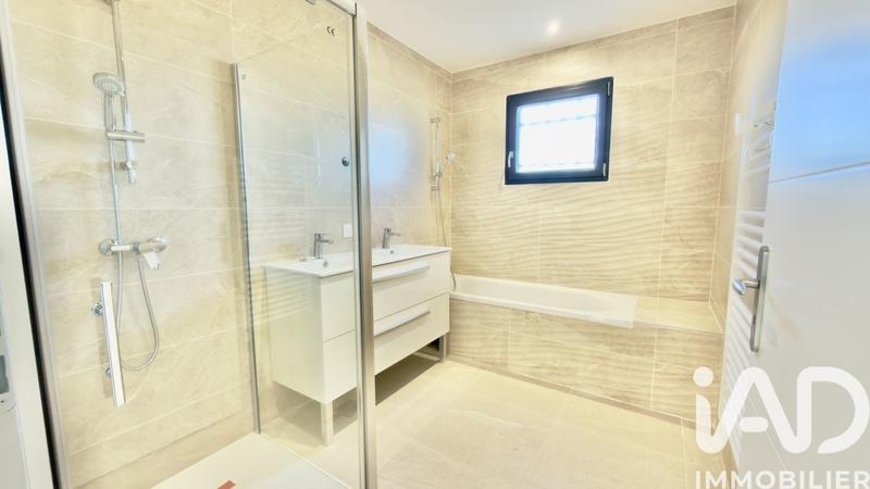 Maison de ville - 111 m² - 4 pièces