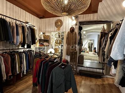 Local commercial - 50 m² - 2 pièces