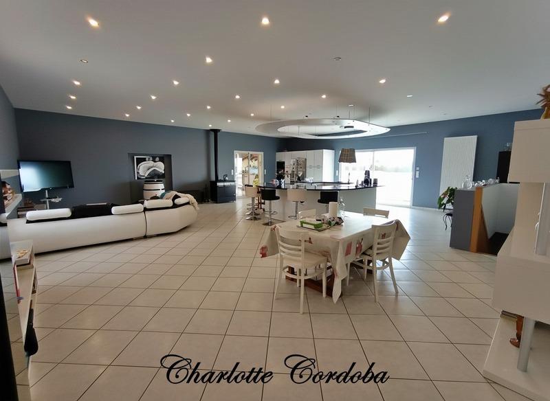 Maison de campagne - 346 m² - 7 pièces