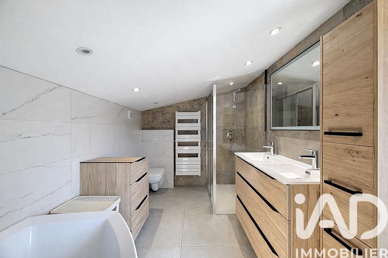 Appartement - 135 m² - 5 pièces