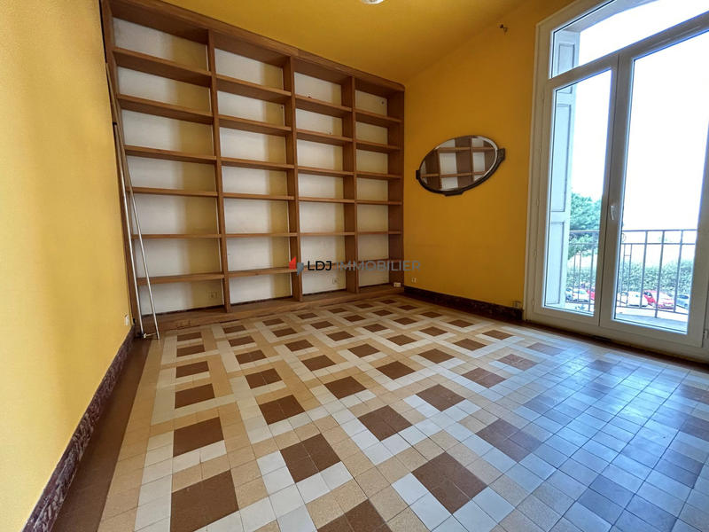 Appartement - 100 m² - 3 pièces