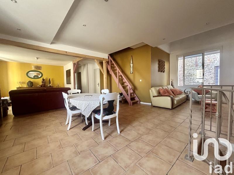 Maison - 178 m² - 5 pièces