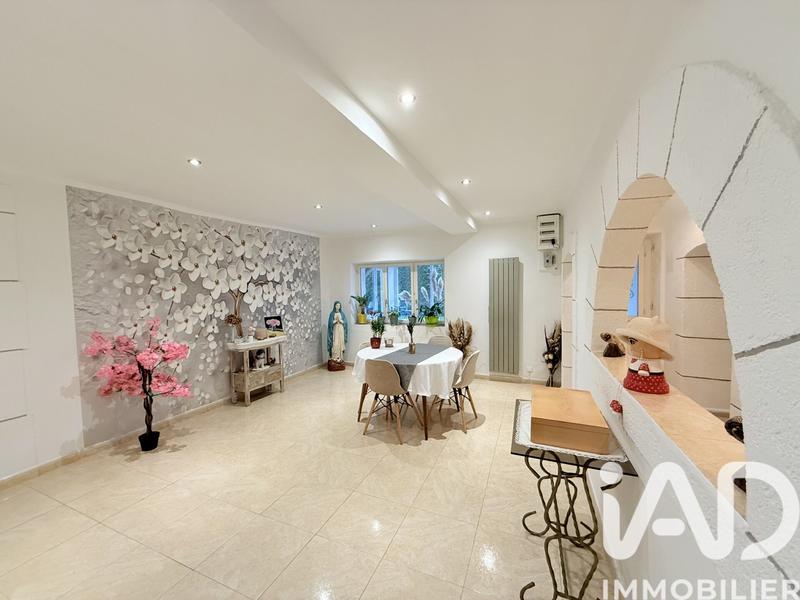 Maison - 175 m² - 6 pièces