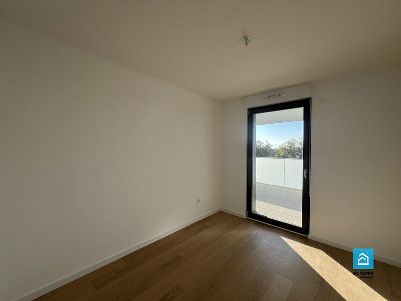 Appartement - 82 m² - 4 pièces