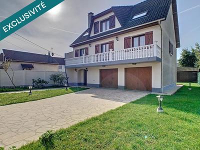 Maison - 164 m² - 8 pièces