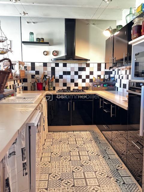 Maison en pierre - 195 m² - 7 pièces