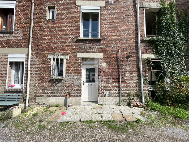 Immeuble - 90 m² - 5 pièces