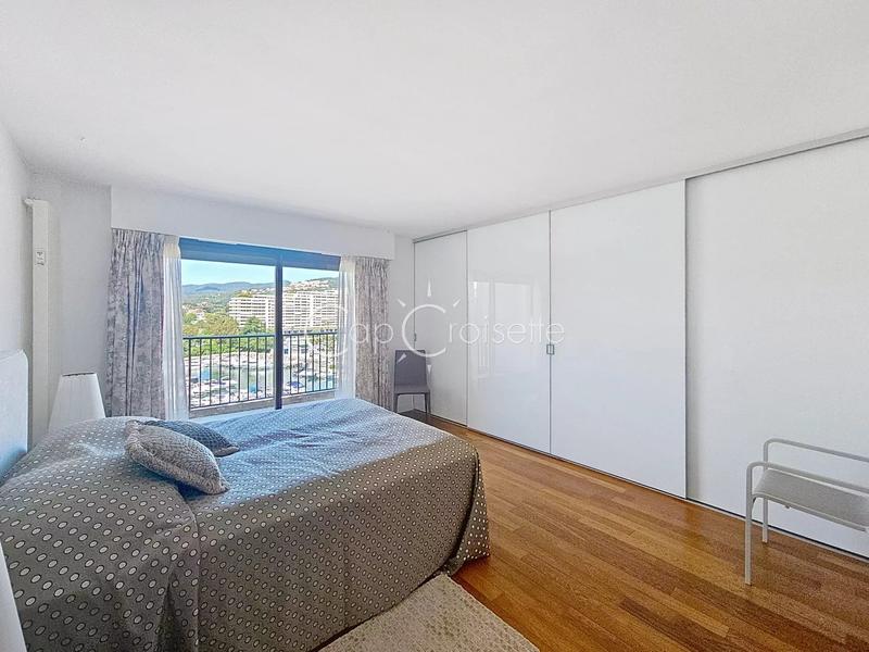 Appartement - 132 m² - 4 pièces