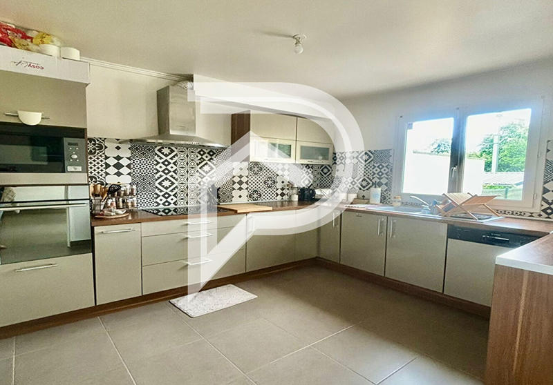 Maison - 115 m² - 5 pièces