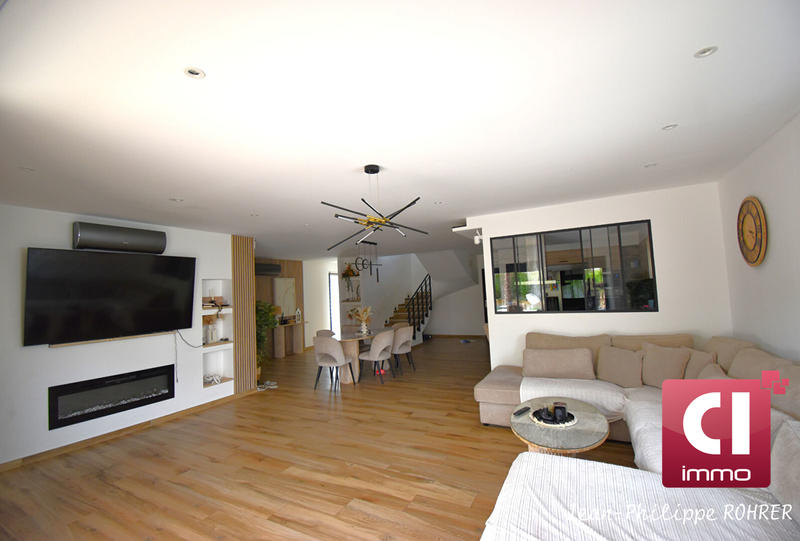 Maison - 141 m² - 5 pièces