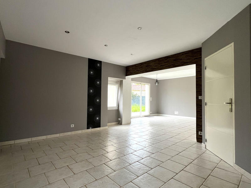 Maison - 122 m² - 6 pièces