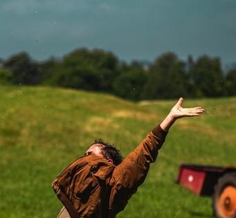 Rendez-vous des curieux - atelier de pratique théâtrale en forêt : vivant-es