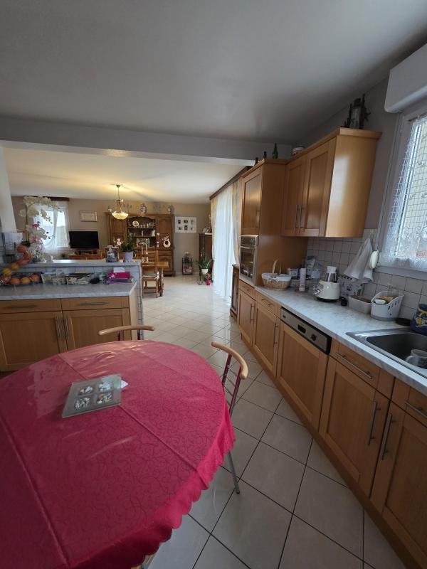 Pavillon - 160 m² - 6 pièces