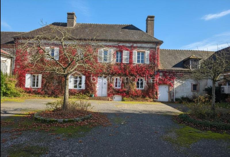 Maison - 211 m² - 9 pièces