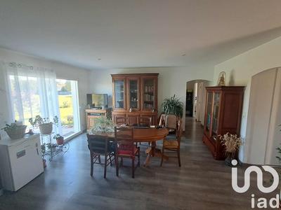 Maison - 98 m² - 4 pièces