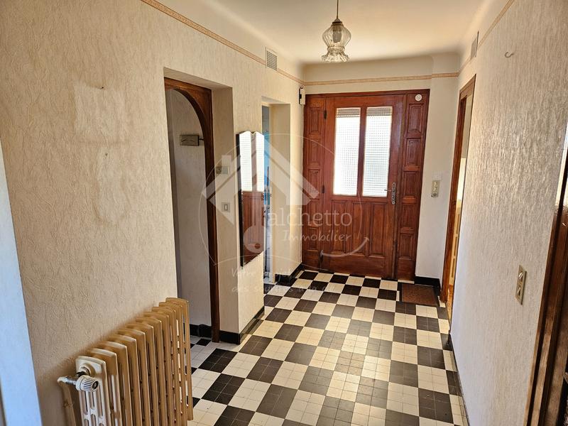 Maison - 155 m² - 8 pièces