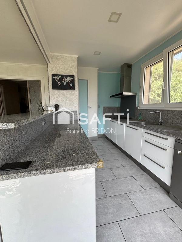 Appartement - 77 m² - 4 pièces