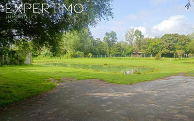 Local commercial - 12 600 m²