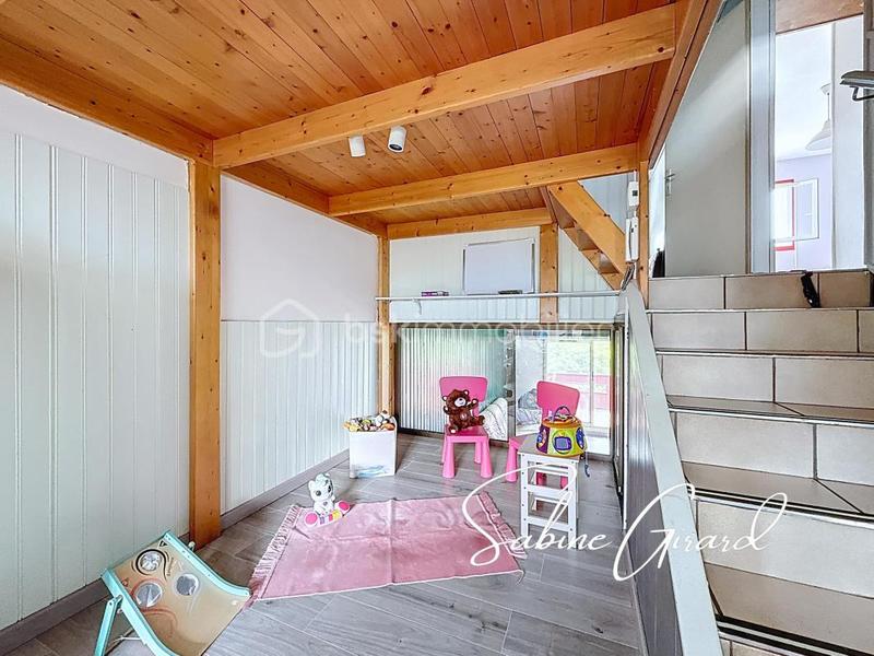 Duplex - 101 m² - 4 pièces