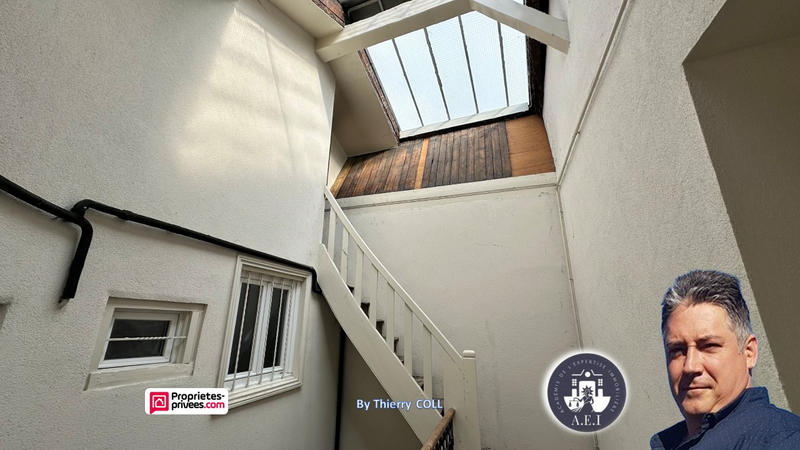 Appartement - 96 m² - 2 pièces