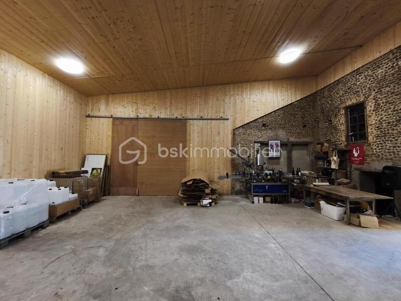 Propriété - 112 m² - 6 pièces