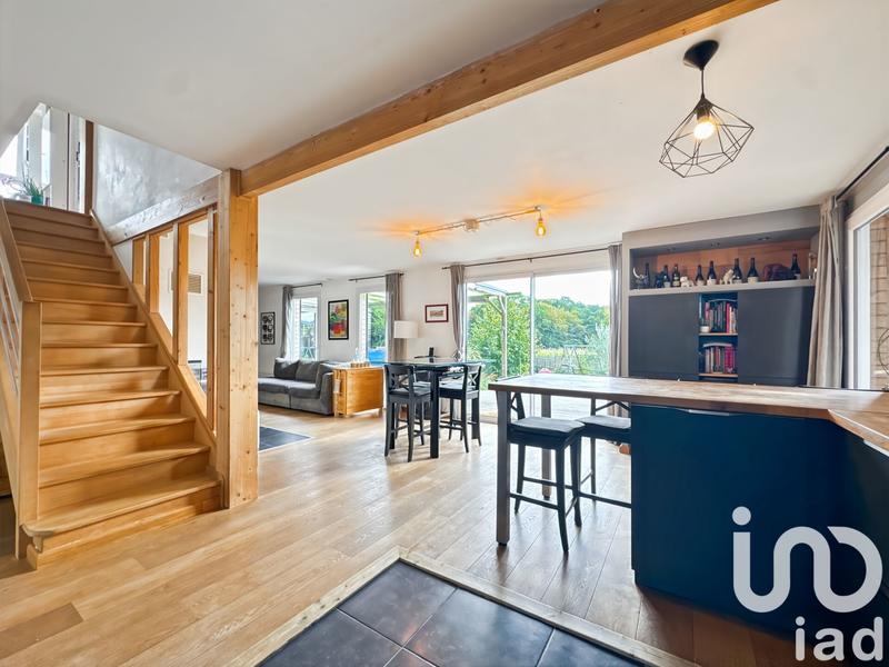 Maison - 163 m² - 6 pièces