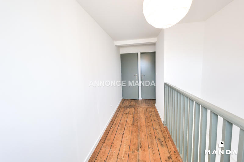 Chambre - 10 m² - 5 pièces