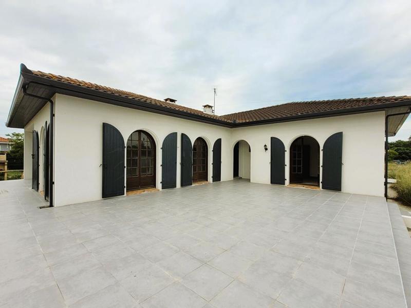 Maison - 146 m² - 6 pièces