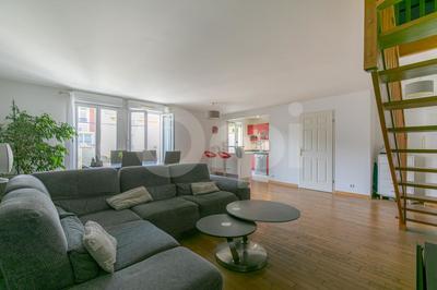 Appartement - 105 m² - 5 pièces