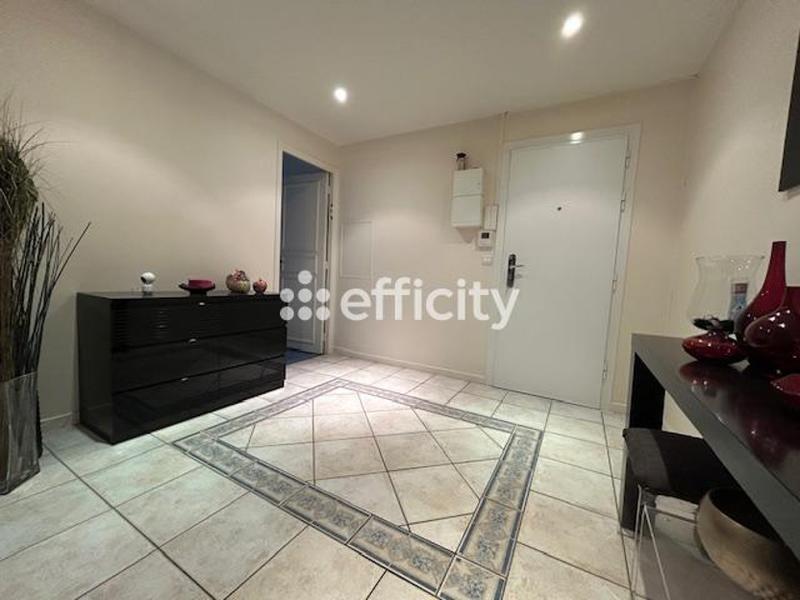 Appartement - 96 m² - 4 pièces