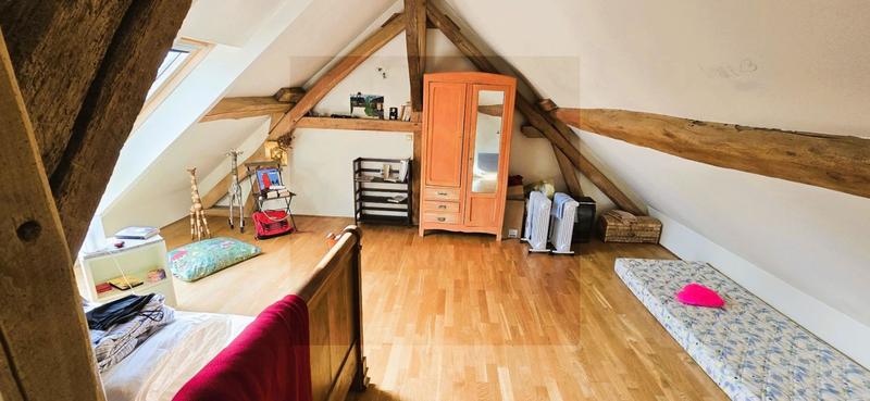 Maison ancienne - 141 m² - 6 pièces