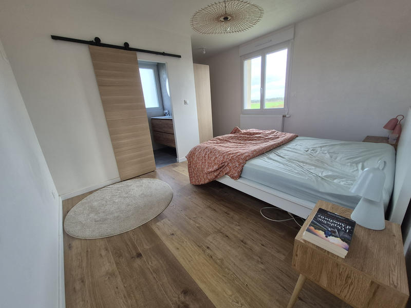 Maison - 104 m² - 4 pièces