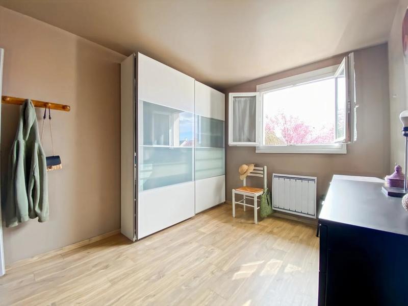 Maison - 141 m² - 7 pièces