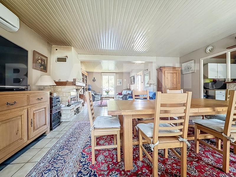 Maison - 163 m² - 6 pièces