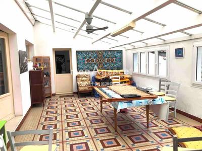 Maison - 166 m² - 5 pièces