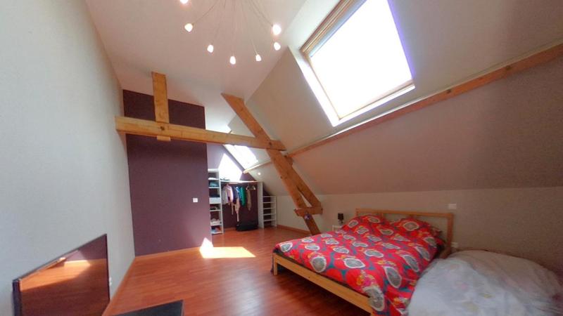 Maison - 204 m² - 6 pièces