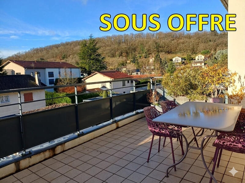 Appartement - 81 m² - 3 pièces