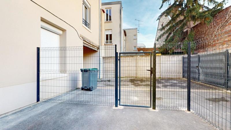 Appartement - 77 m² - 5 pièces